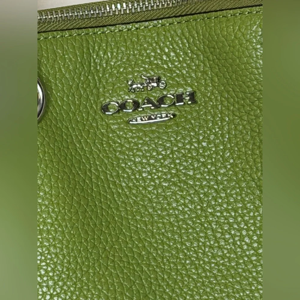 Coach Moss Green Leather Shoulder Bag - Picture 3 of 11